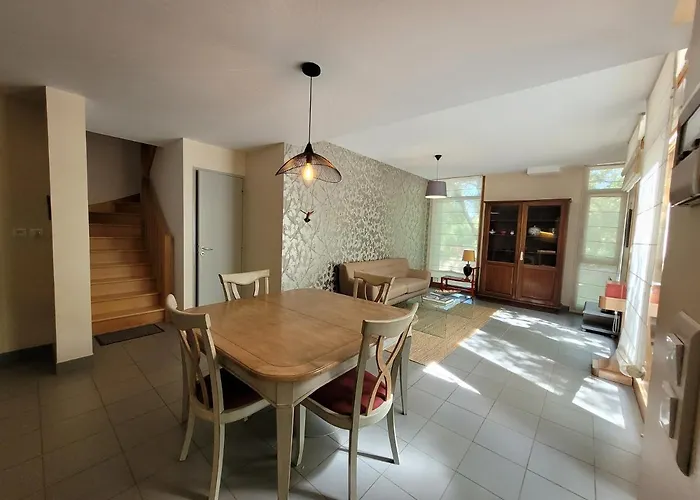 Des Esclargies Appartamento *