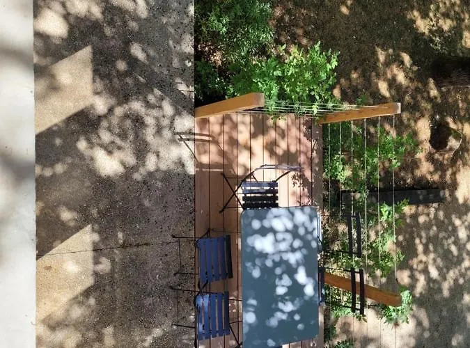 Des Esclargies Appartamento